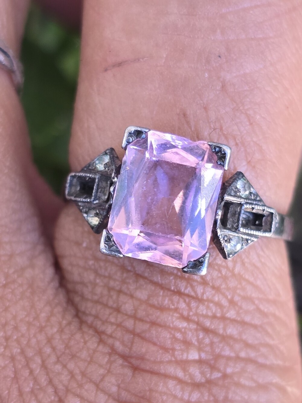 Vintage Victorian Art Deco sterling silver paste glass pink ring